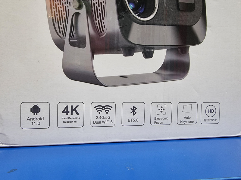 Проектор  --