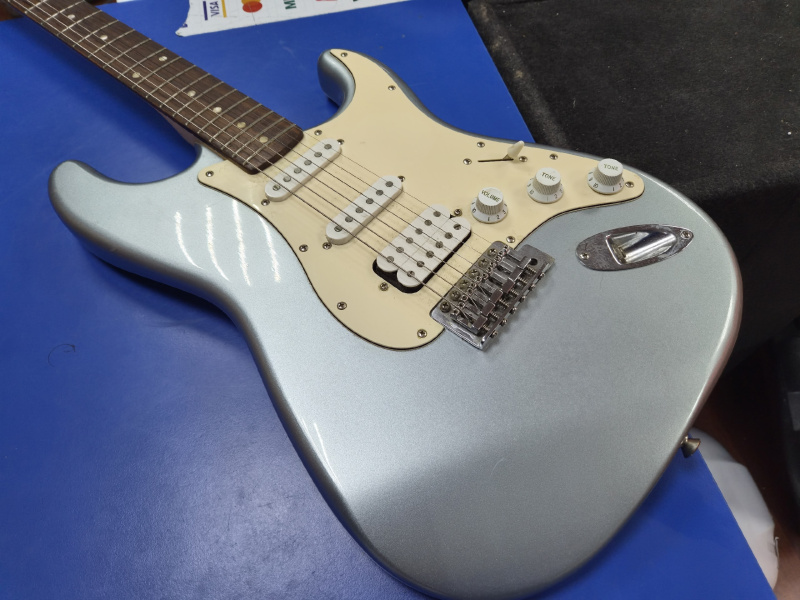 Электрогитара Squier by Fender Stratocaster Affinity