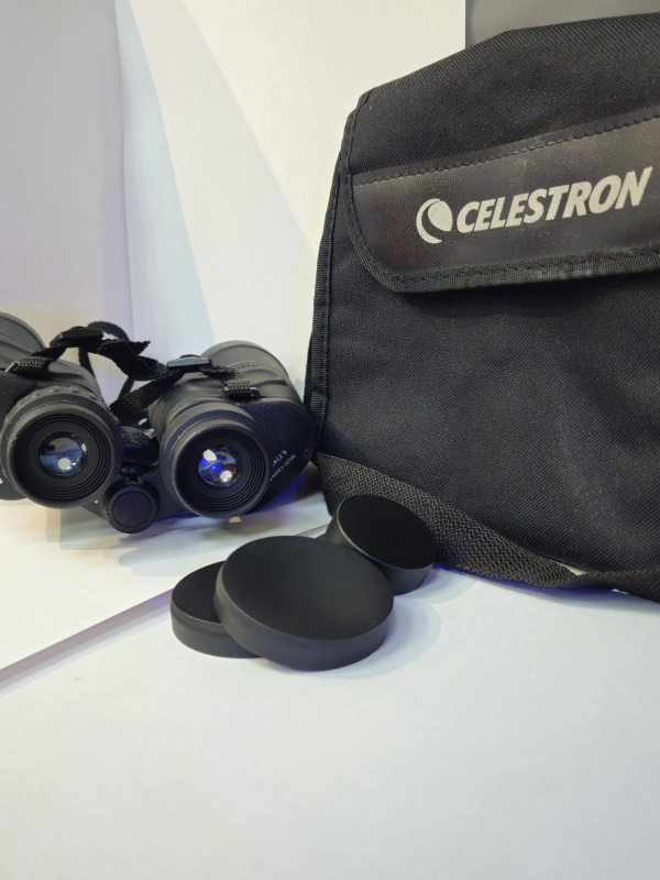 Бинокль Celestron UPCLOSE G2 8x40