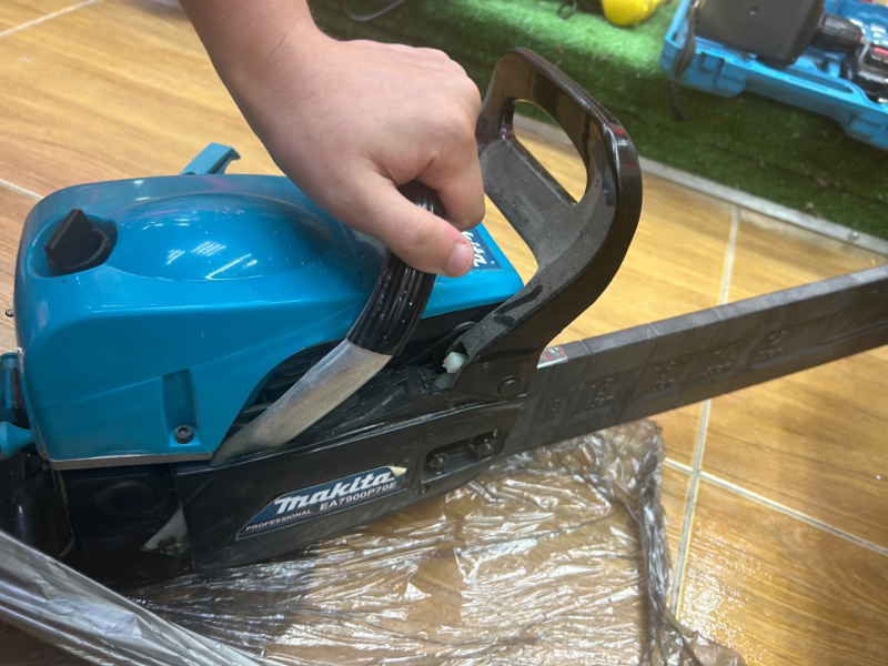 Бензопила Makita ea7900p70e