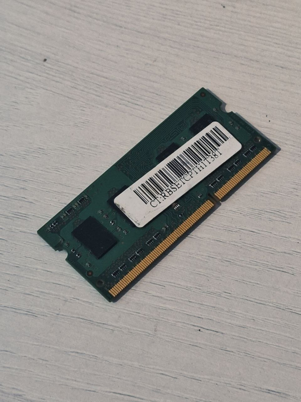 Оперативная память DDR3 2GB Samsung M471B5773DH0-CH9